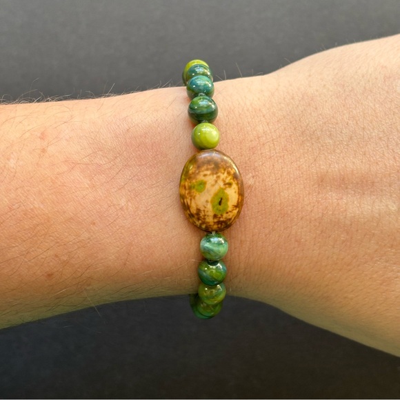 None Jewelry - Green Moonstone Stretch Bracelet | Natural Gemstone Beaded Bracelet